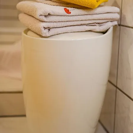 In Апартаменты